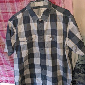 Woolrich Men's casual button down/dress shirt